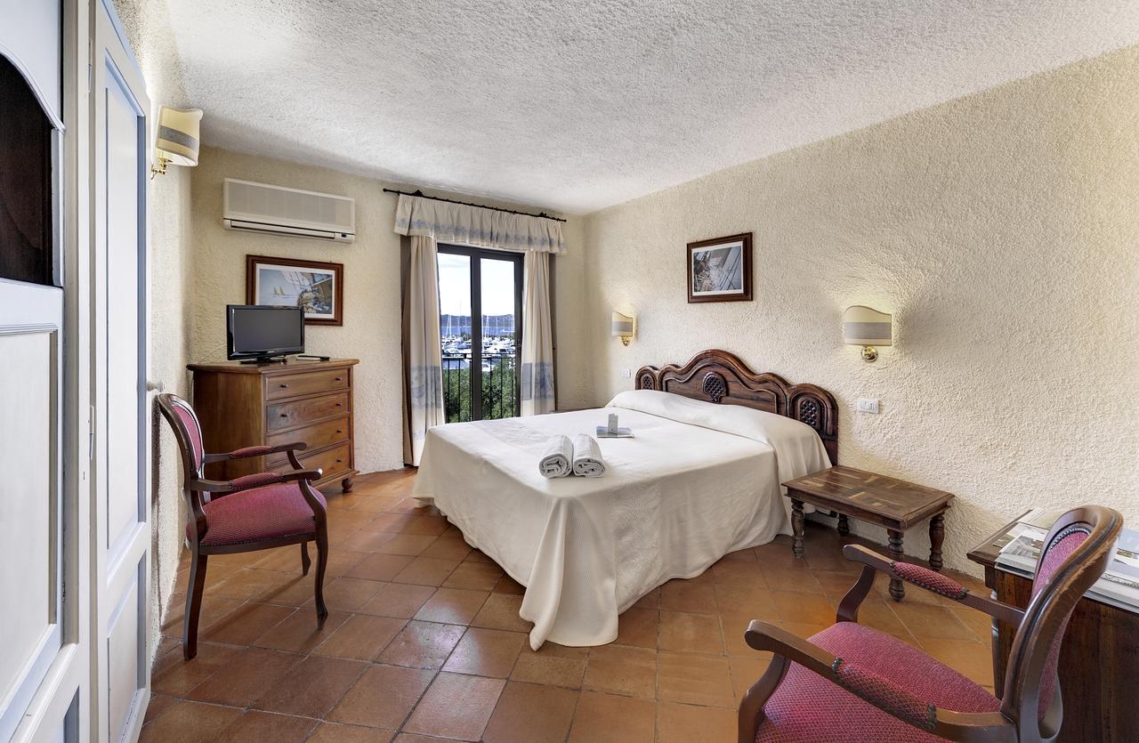Double or Twin Room,682301124:JPEG