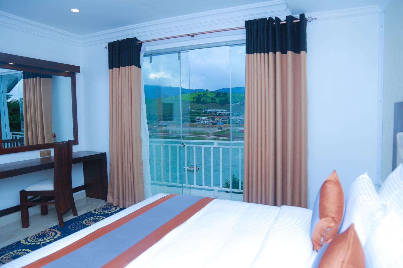 Double Room Lake View