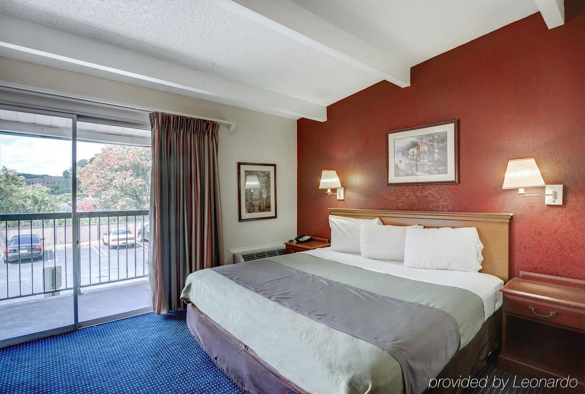 Double Room,570077499:JPEG