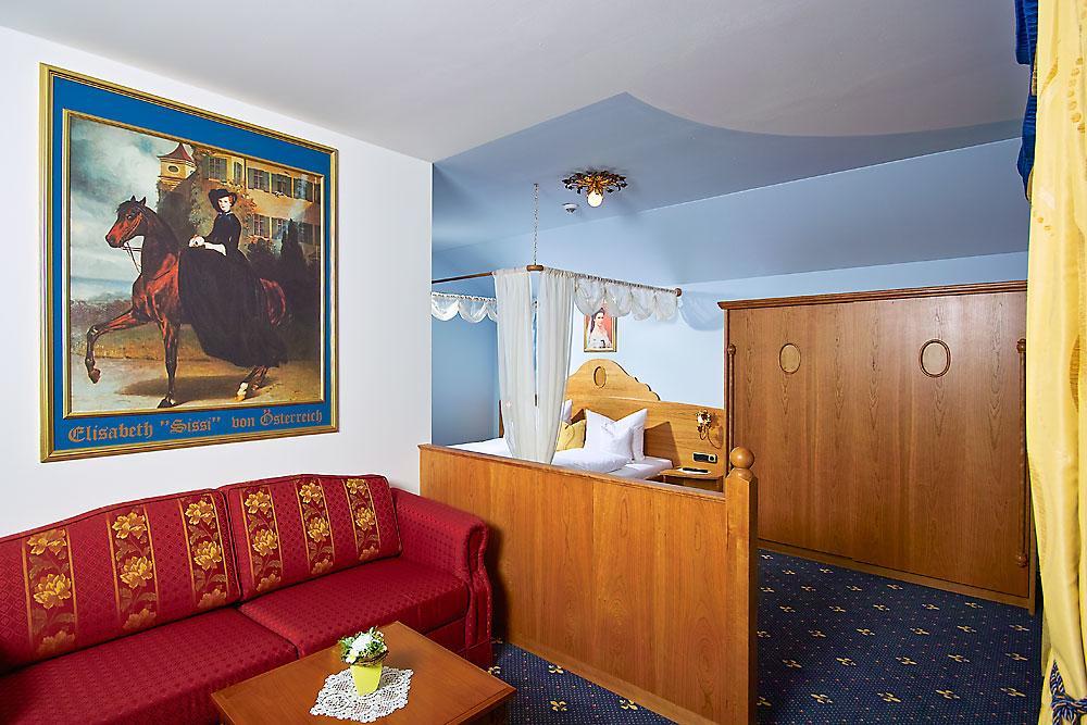 King Suite Balcony,587712024:JPEG