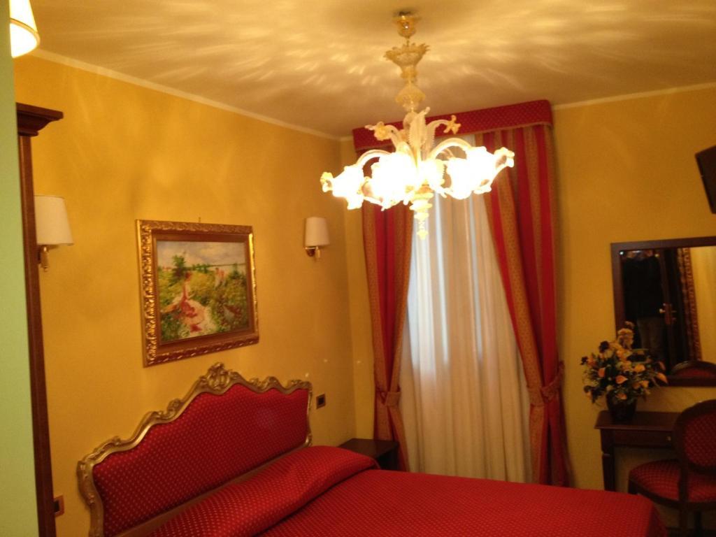 Double Room,1274491186:JPEG