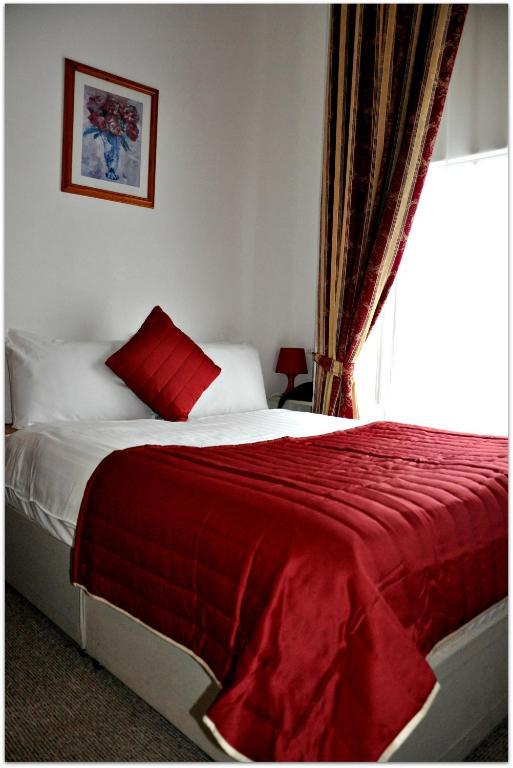 Double Room,61141558:JPEG