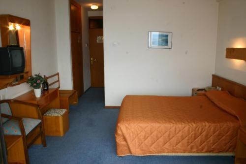 Economy Double Room without Balcony