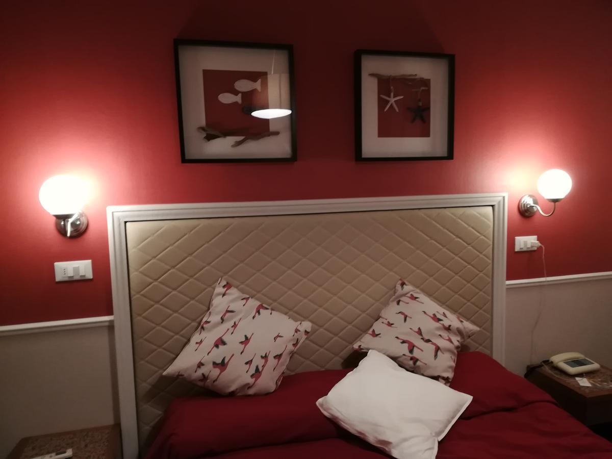 Double or Twin Room,1019621794:JPEG