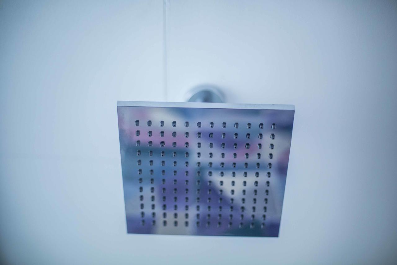 Queen Room Private Bathroom,631316910:JPEG