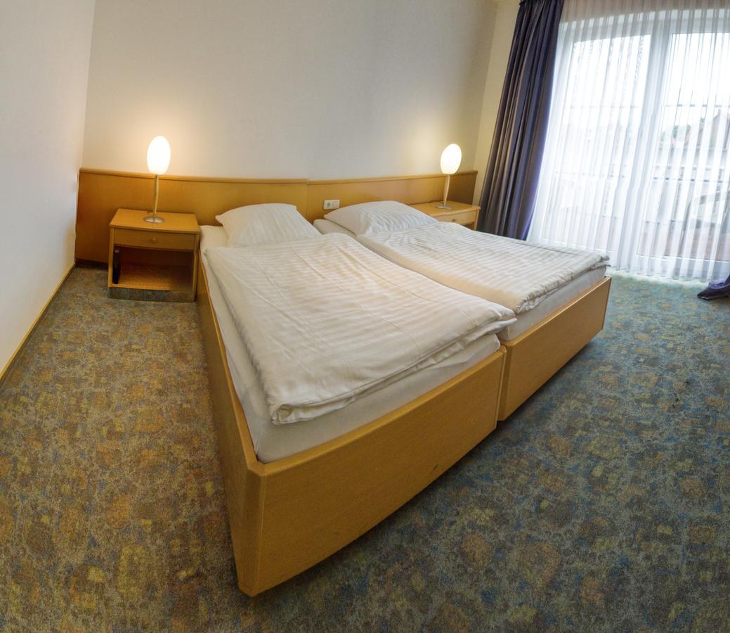 Double Room,424855536:JPEG