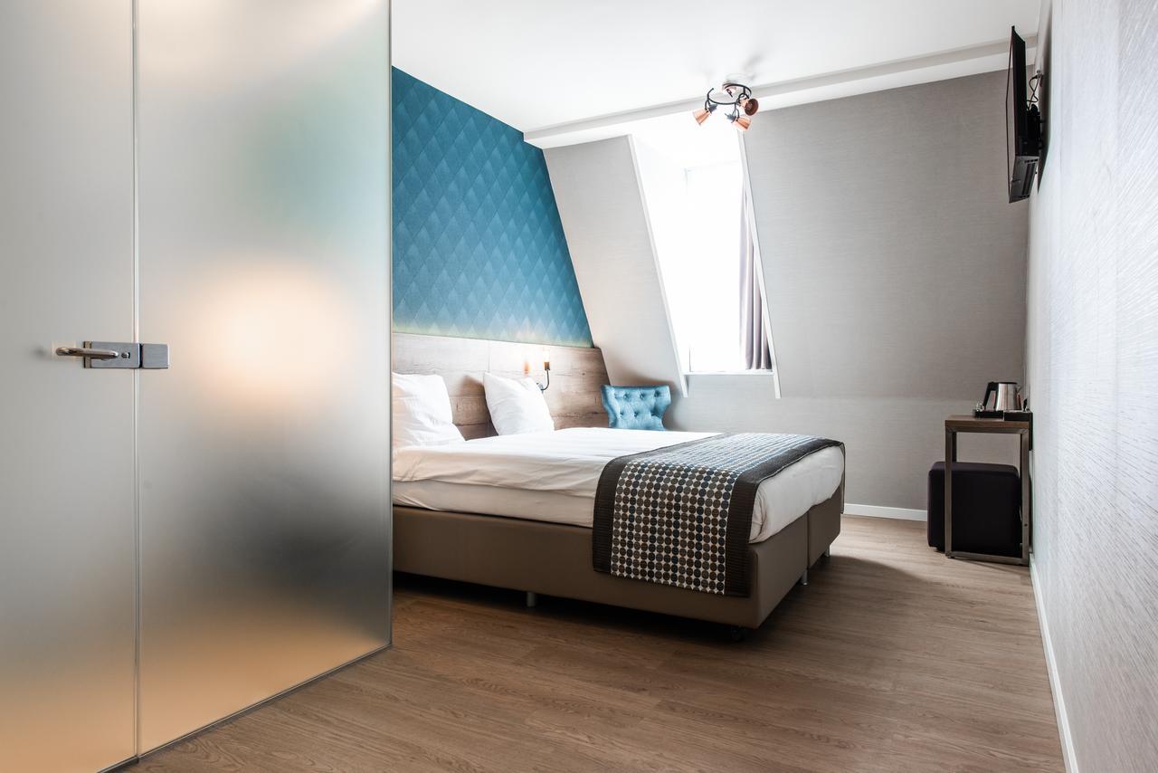 Deluxe King Suite,645707898:JPEG
