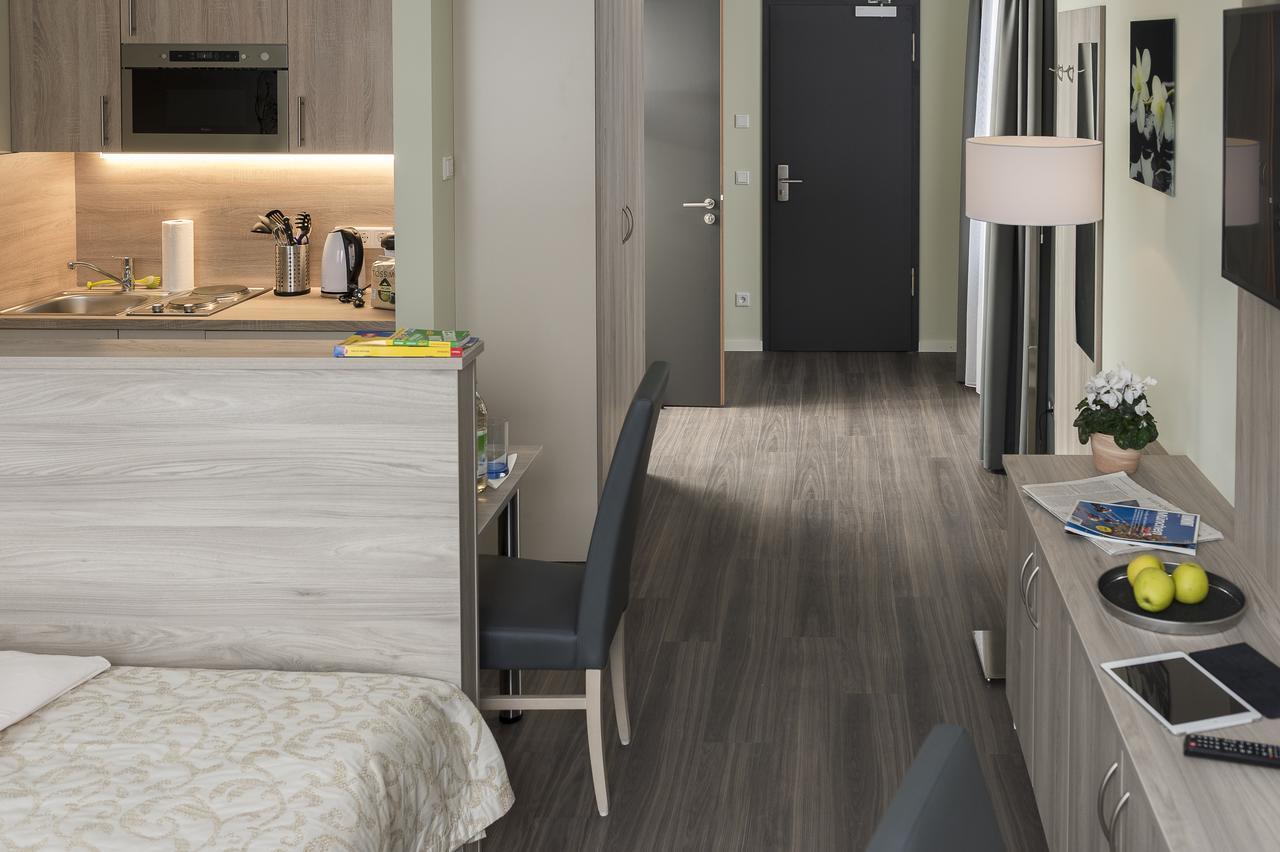 Double Room,646379196:JPEG