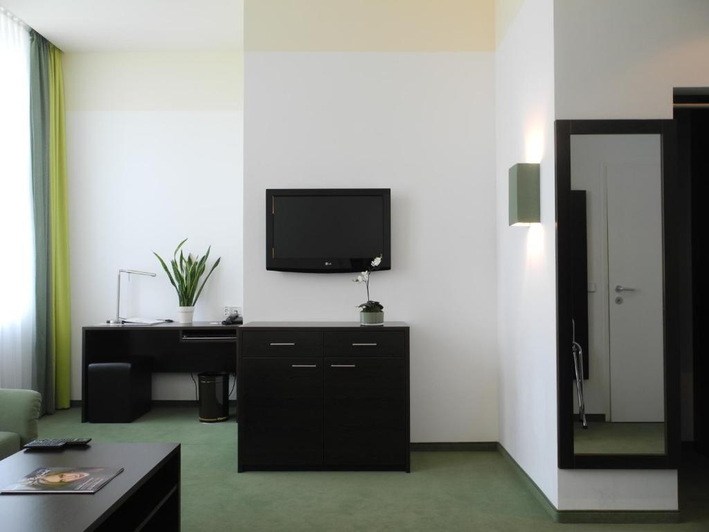 Family Suite,66021967:JPEG