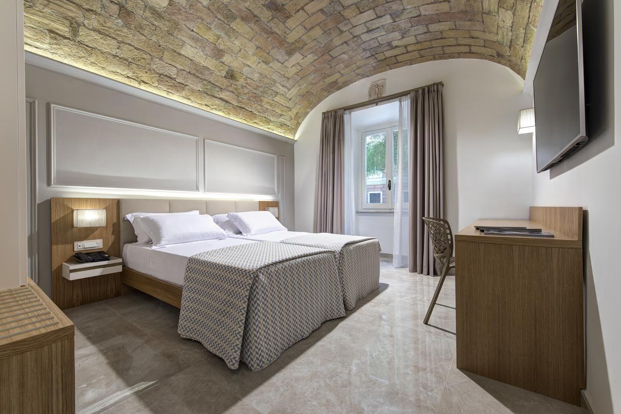 Classic Double Room,662831619:JPEG