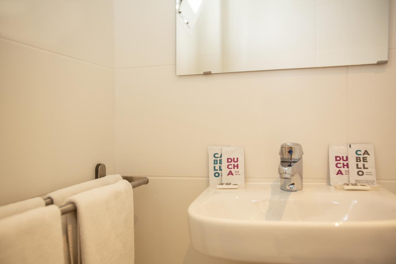 Single Room,1207480489:JPEG