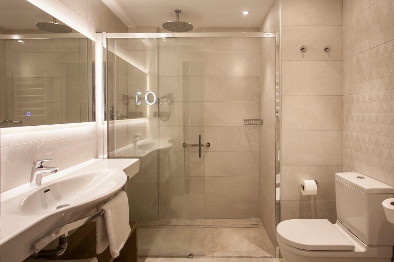 Double Room - Disability Access,697080369:JPEG