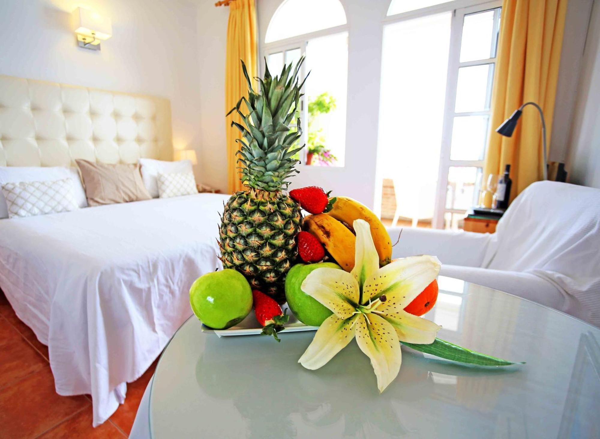 Standard Double or Twin Room Sea View