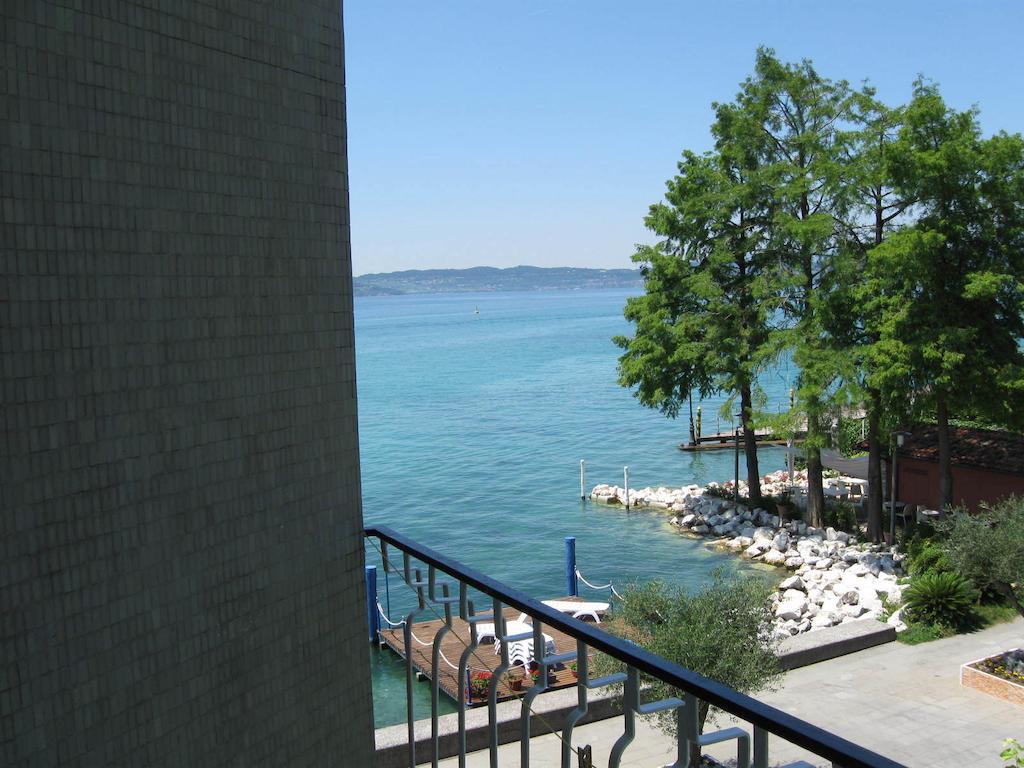 Double Room Partial Lake View