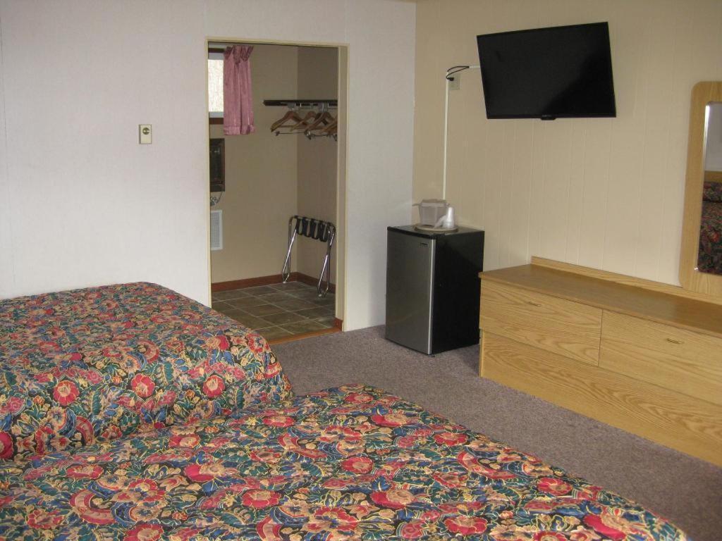 Quadruple Room Brook View,1128286647:JPEG