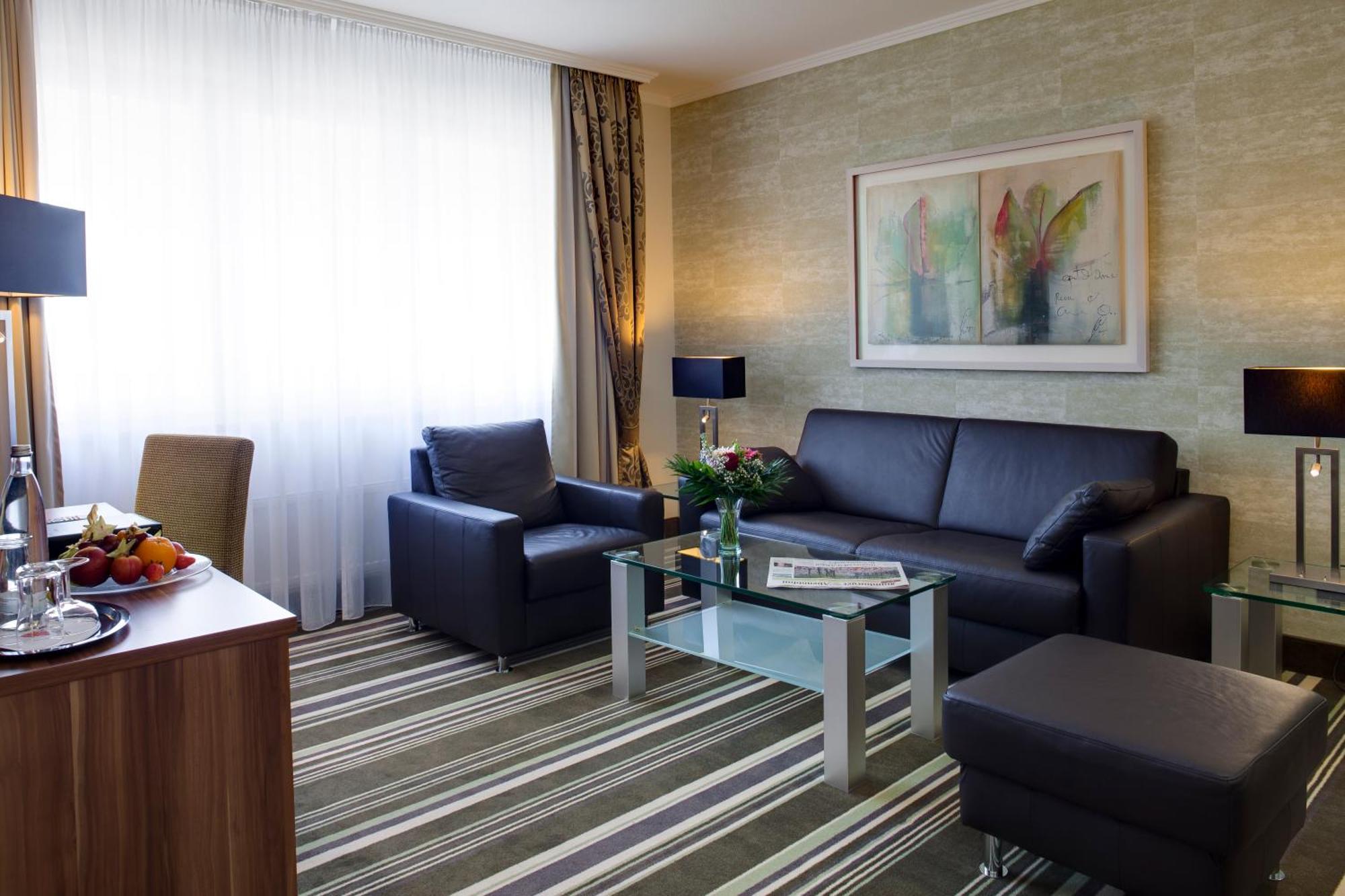 Apartment with Double Bed and Kitchen,1278447247:JPEG