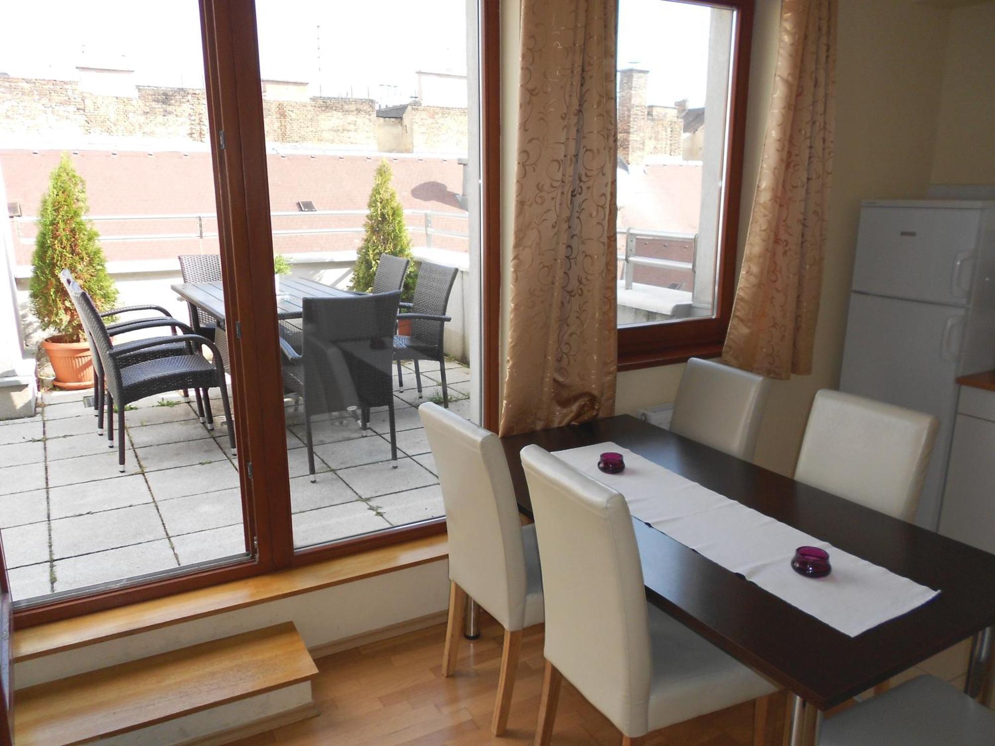 3-Bedroom Penthouse Apartment Rooftop Terrace