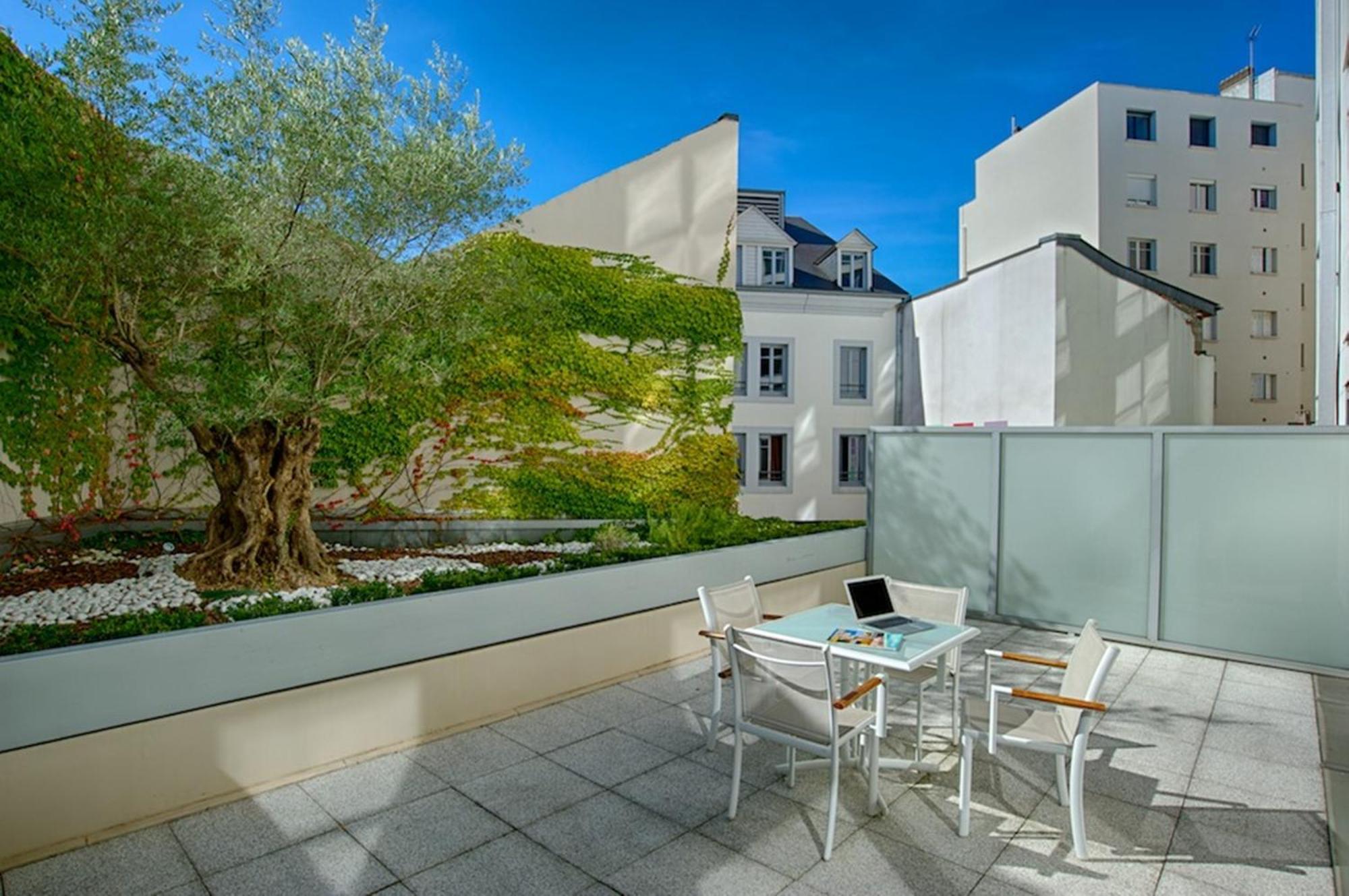 Suite Terrace,1187449570:JPEG