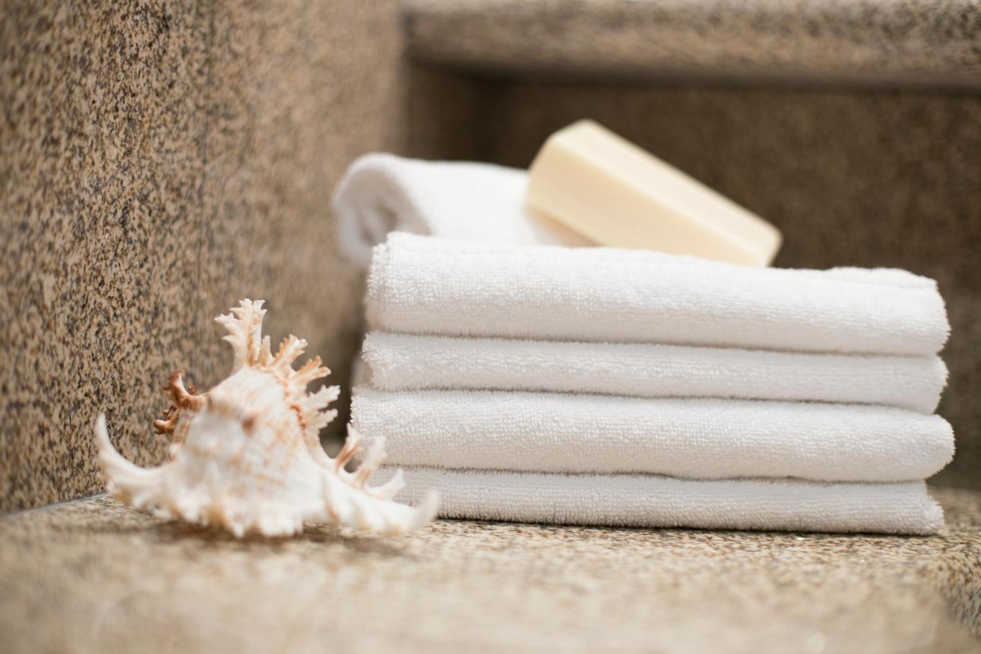 Double or Twin Room with Sea view (2 Adults + 1 Child ),701558248:JPEG