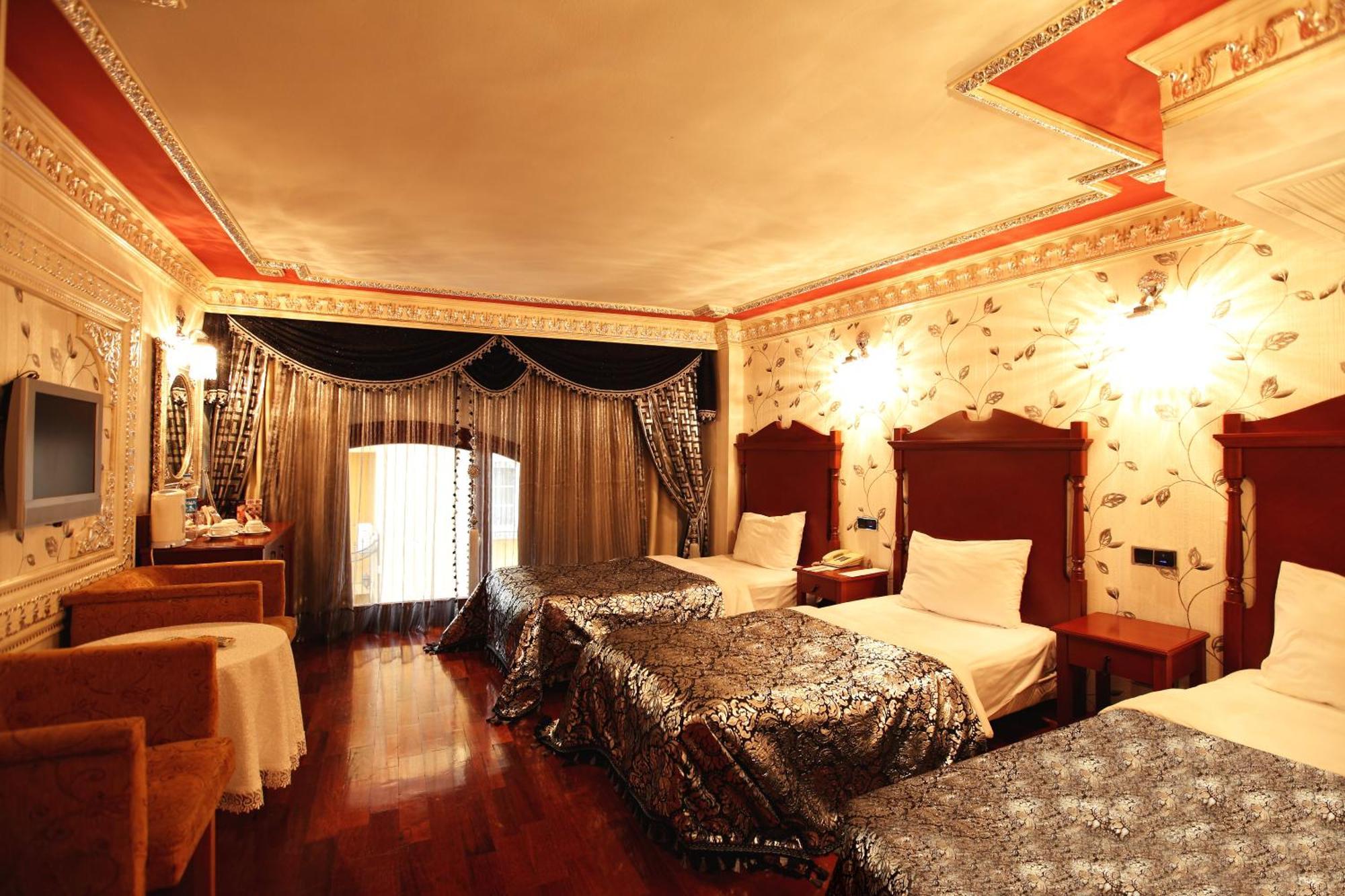 Triple Room