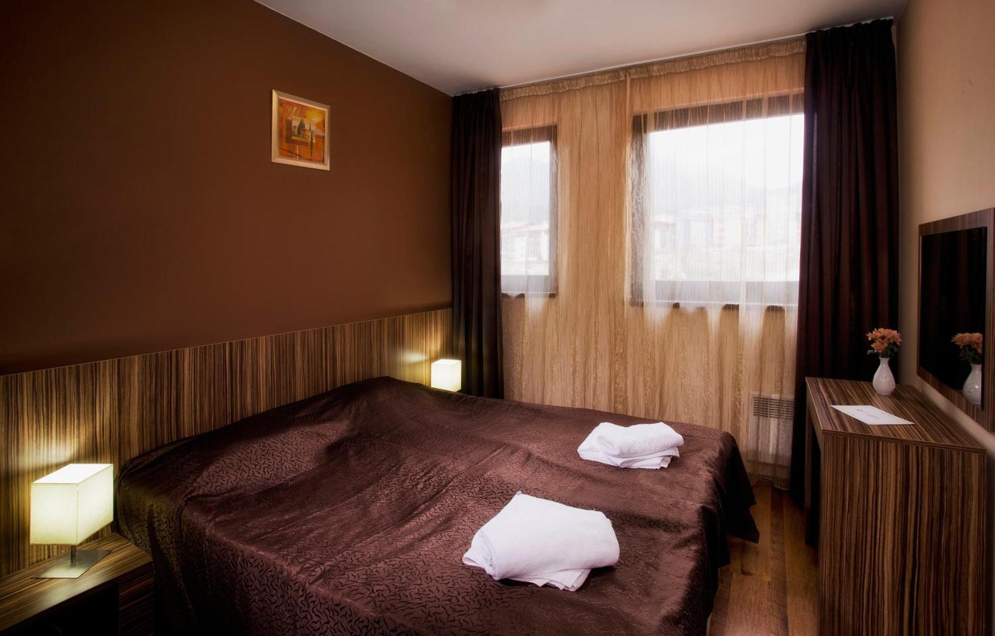 One-Bedroom Apartment,705792847:JPEG