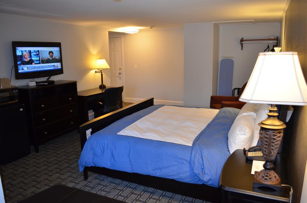 Deluxe King Room,70839899:JPEG