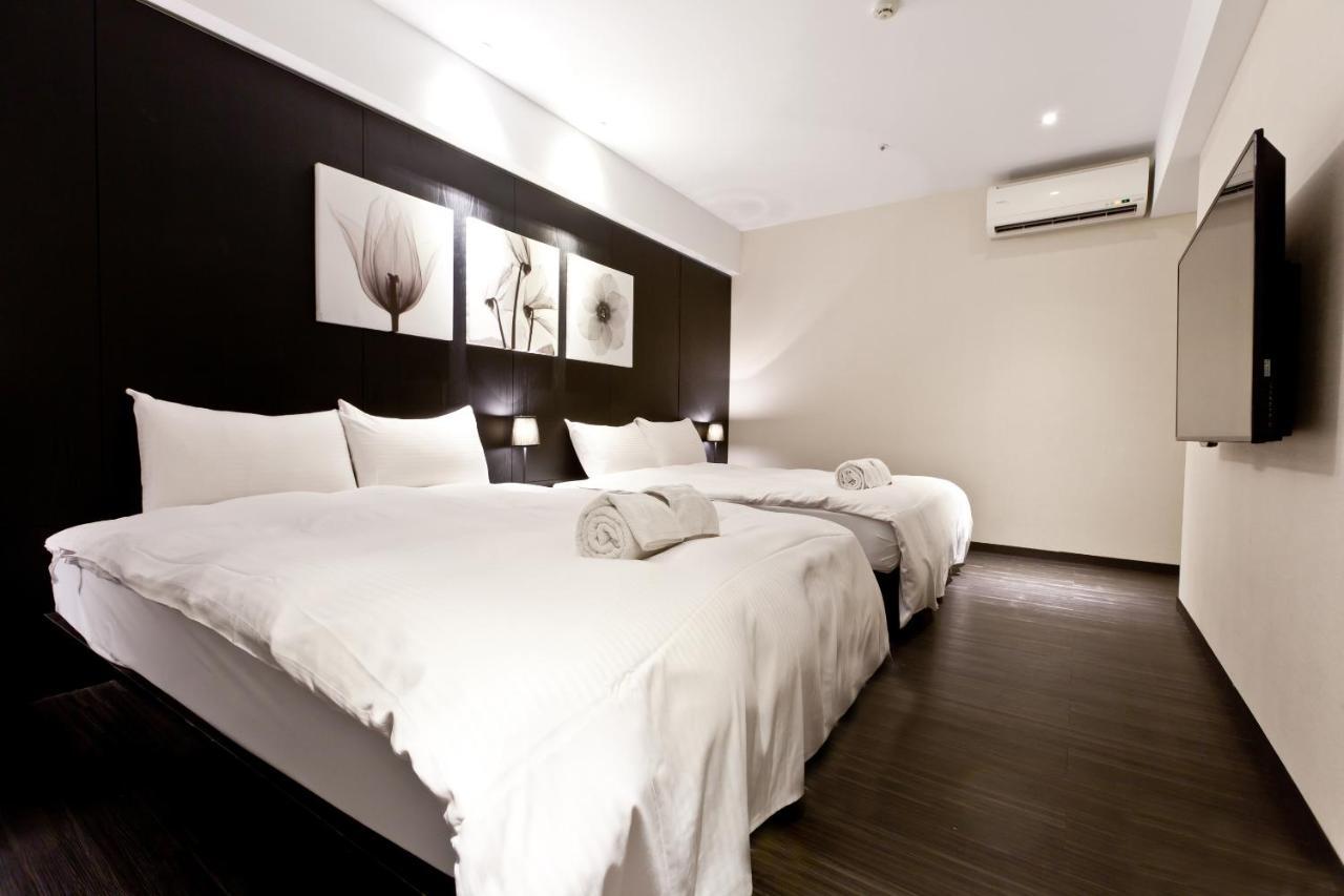 Classic Quadruple Room