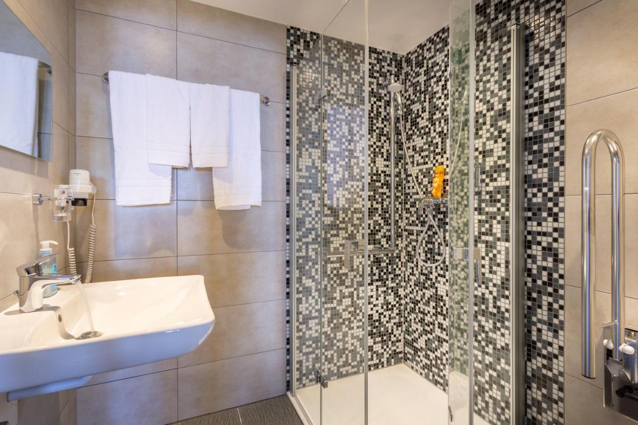 Twin Room Disability Access