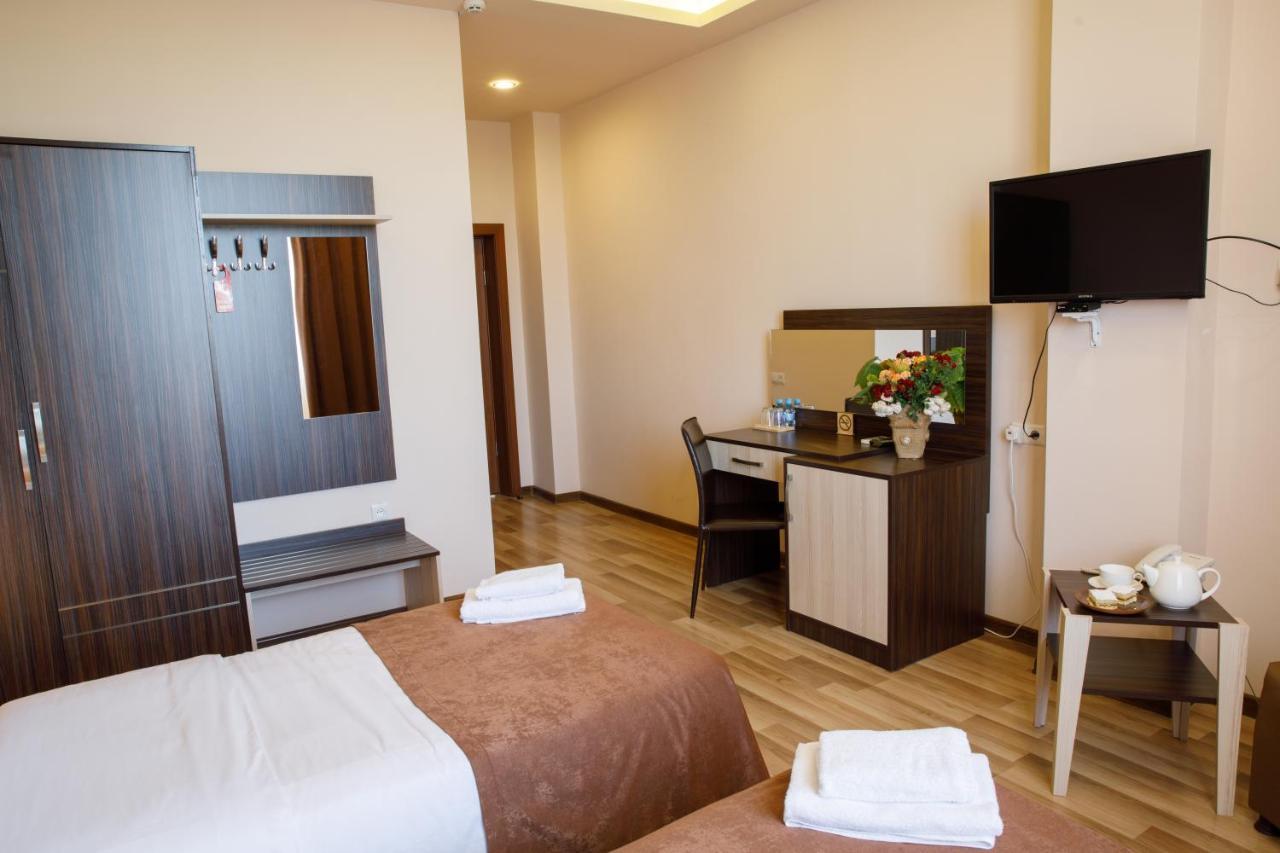 Double or Twin Room with Pool View