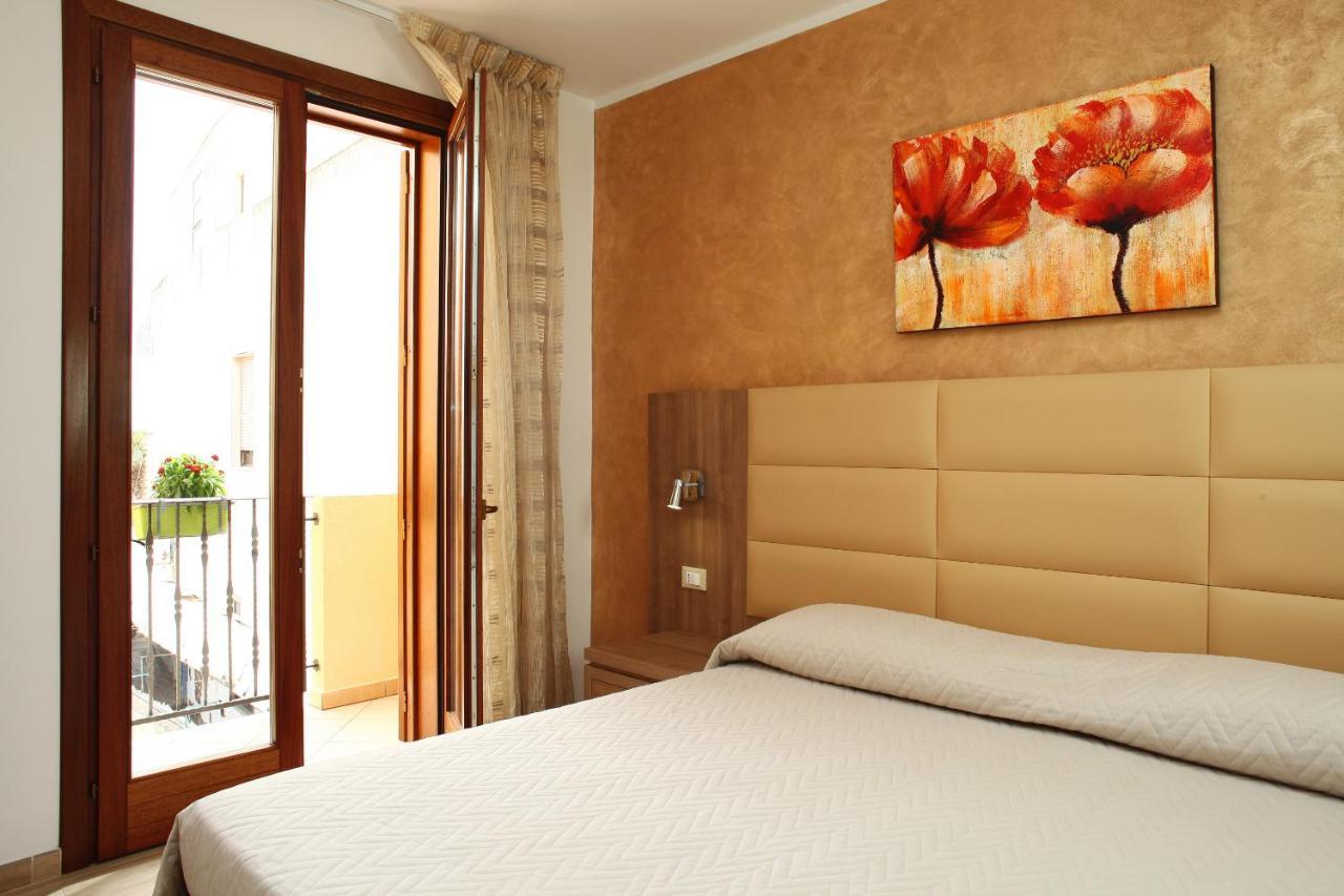 Double Room Balcony,747080489:JPEG