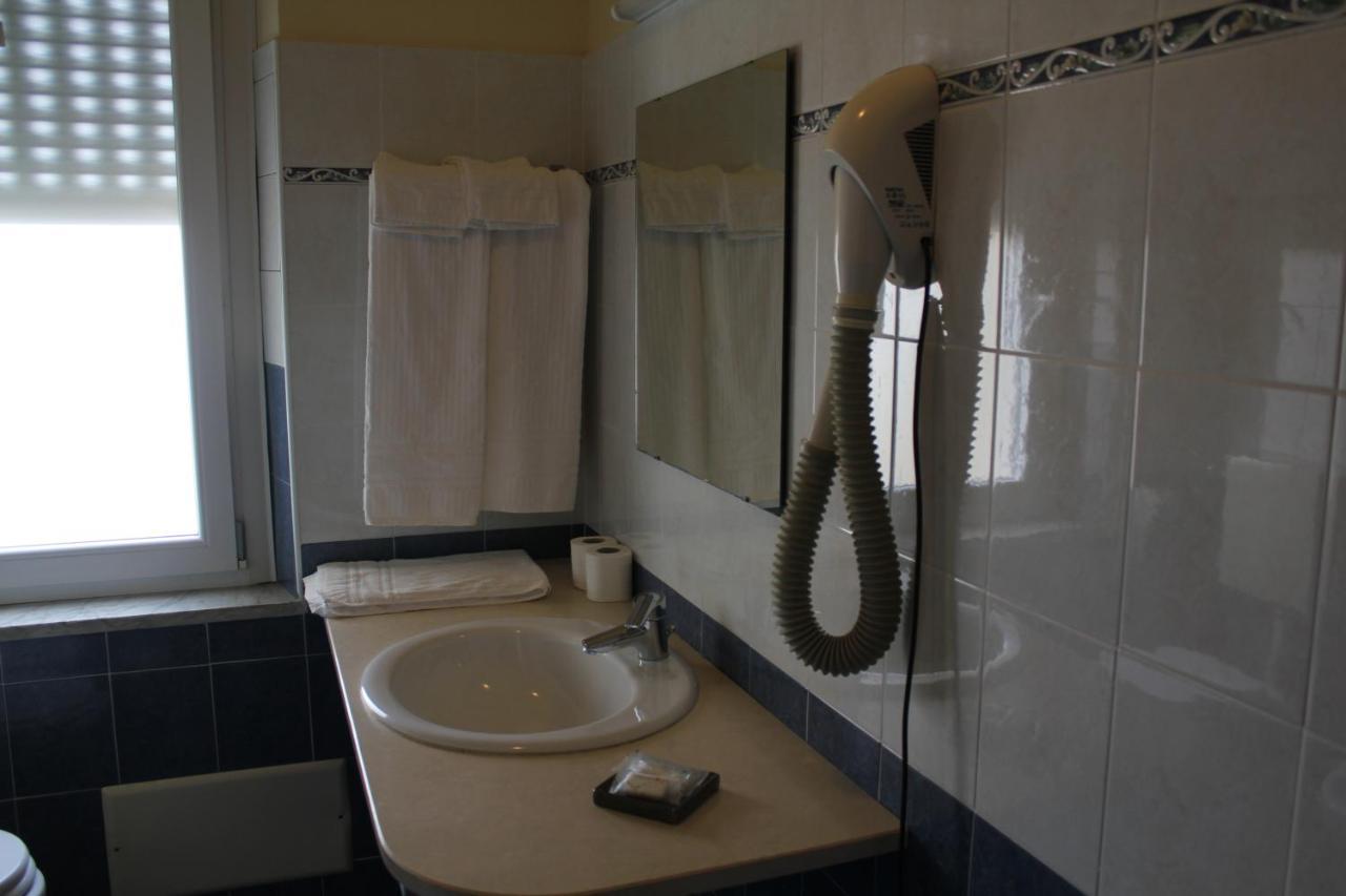 Standard Triple Room Sea View,752349398:JPEG