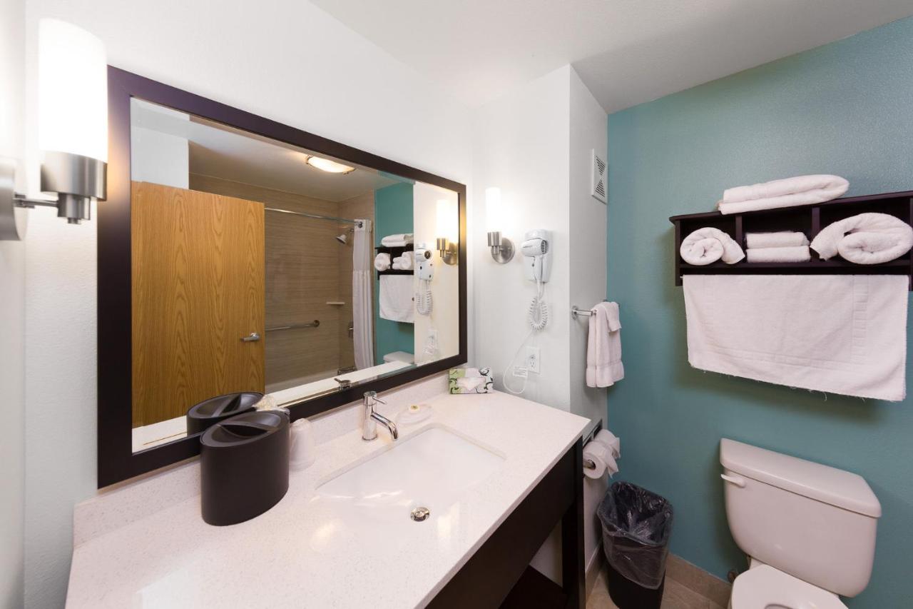 Two Queen Suite - Not Pet Friendly,757464457:JPEG