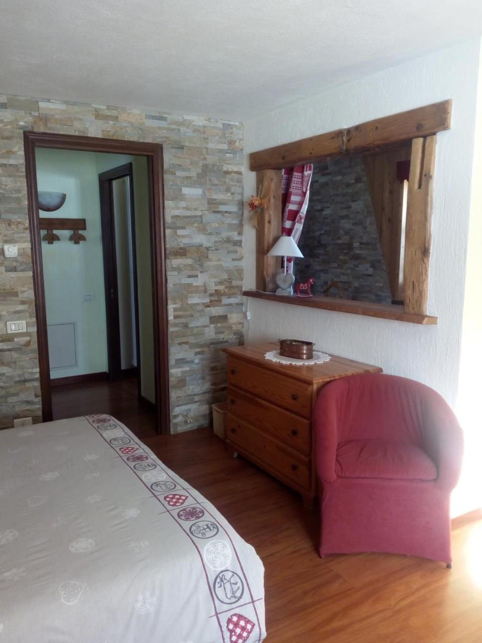 Standard Double Room,757778995:JPEG
