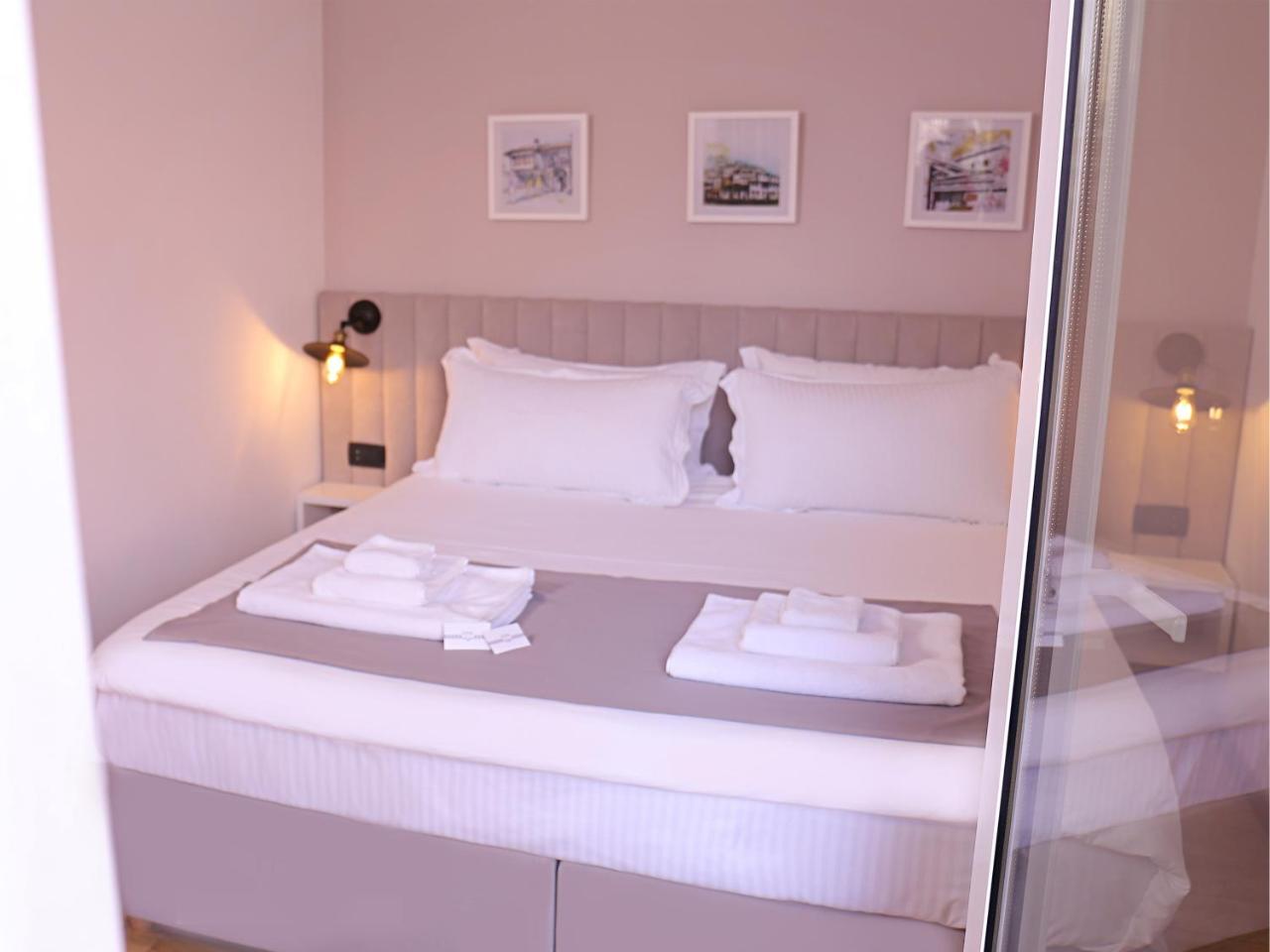 Superior Double Room,762463837:JPEG