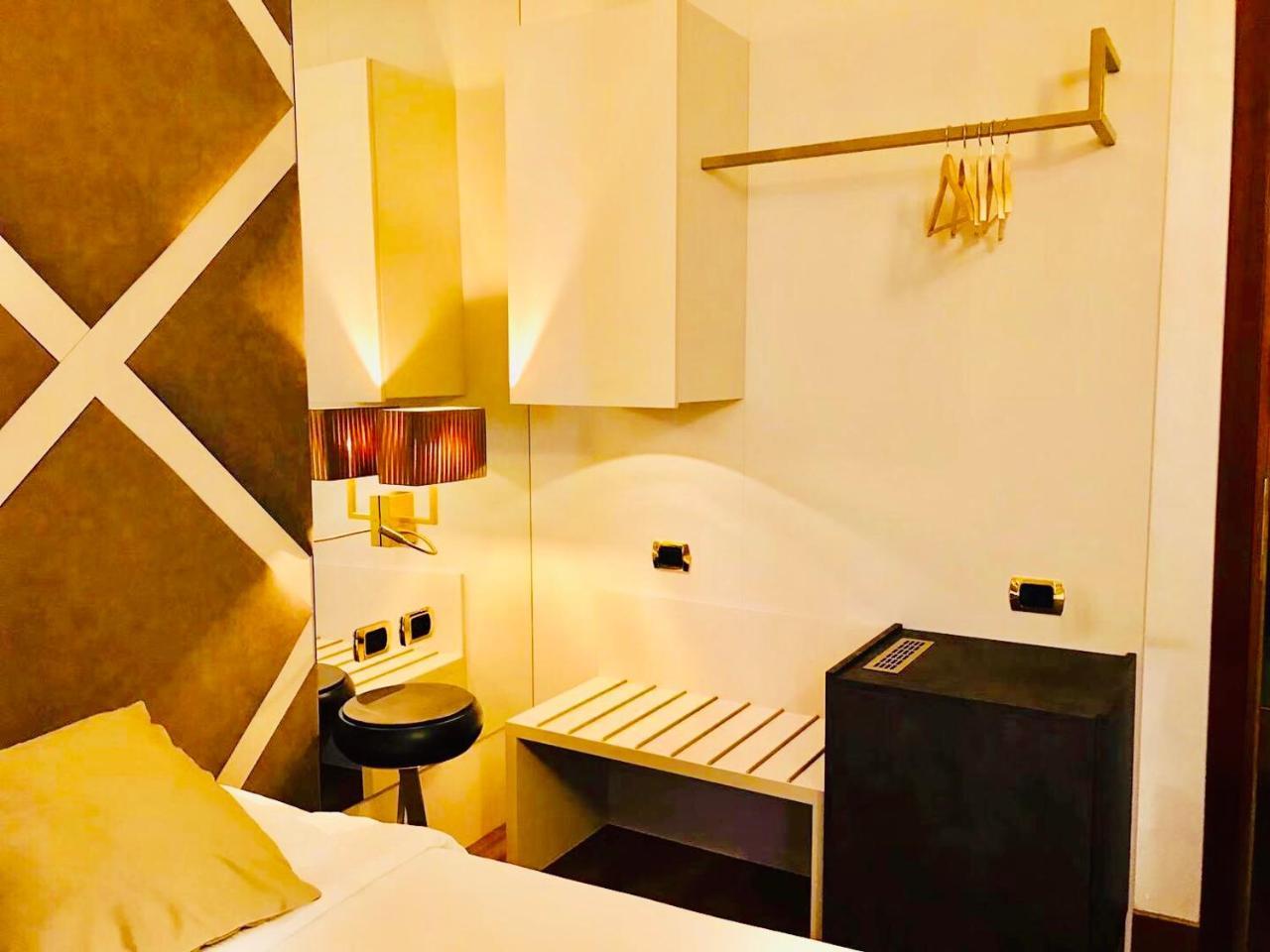 Double Room,925579717:JPEG
