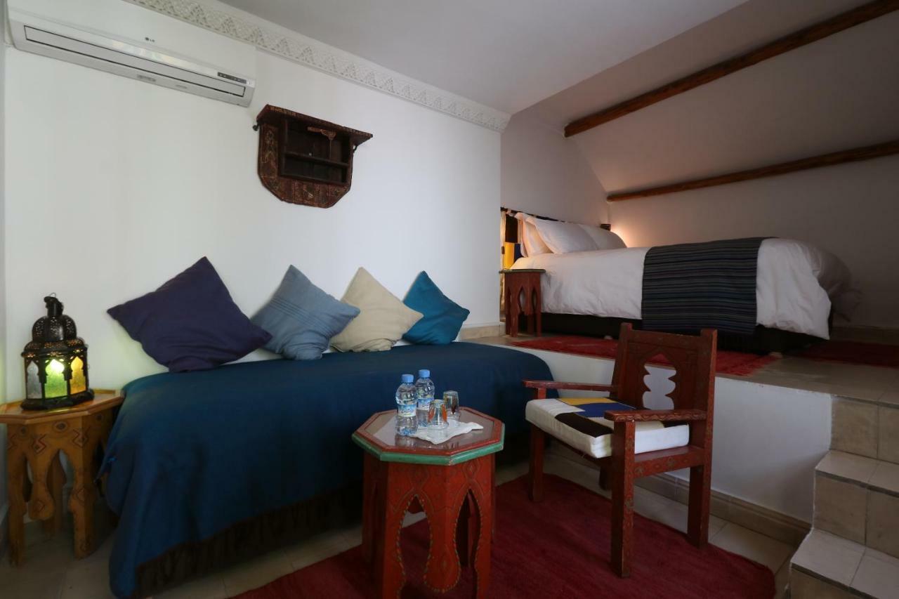 Deluxe Room,779284854:JPEG