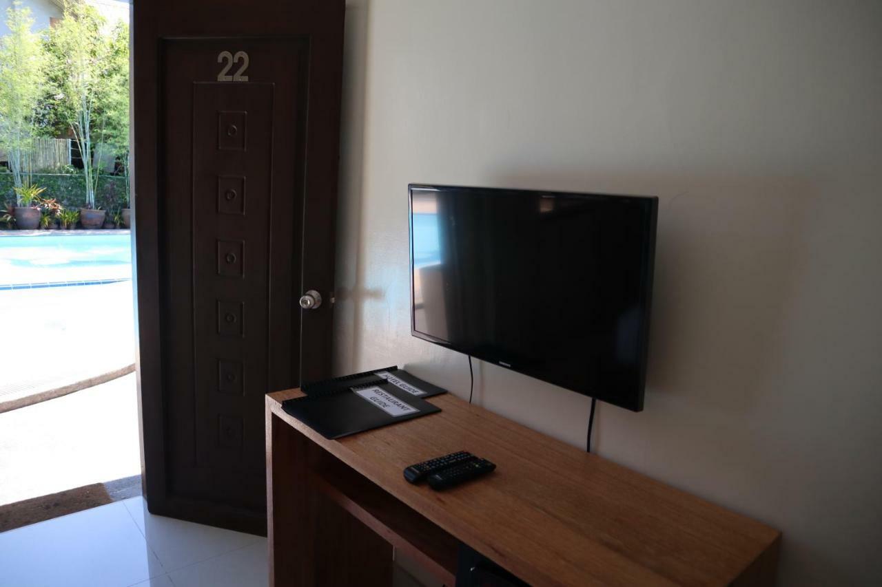 Poolside Deluxe Double Room