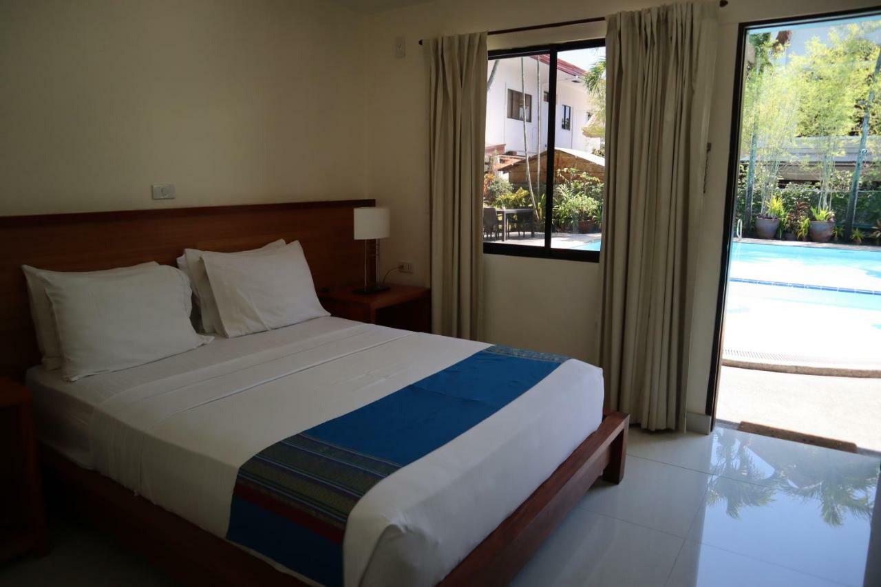 Poolside Deluxe Double Room