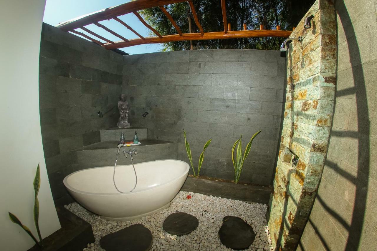 Deluxe Bungalow Garden View