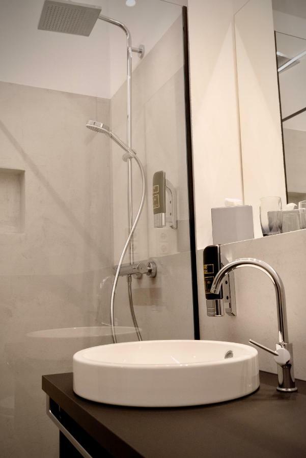 Budget Double Room,798374205:JPEG
