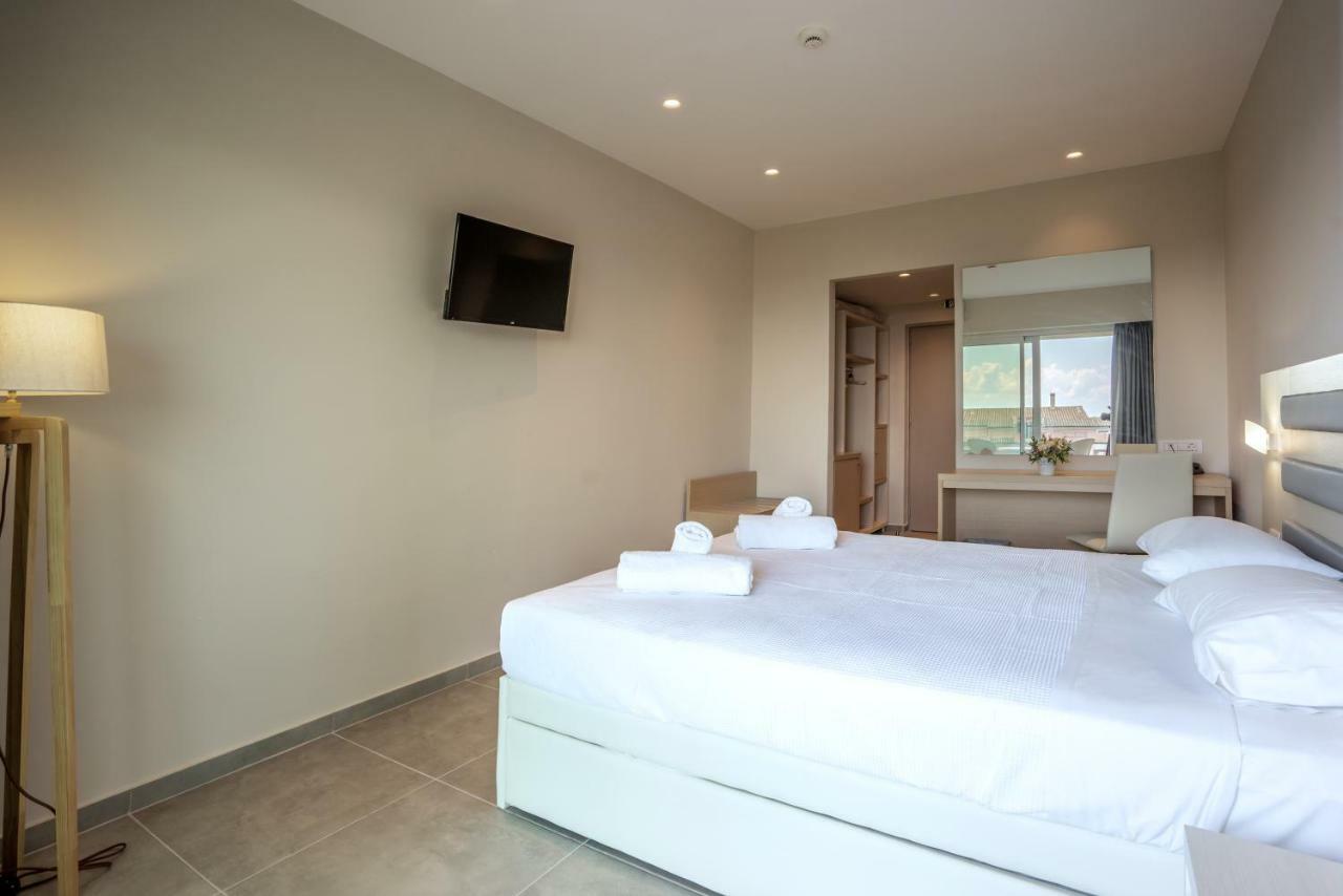 Twin Room,1208004148:JPEG