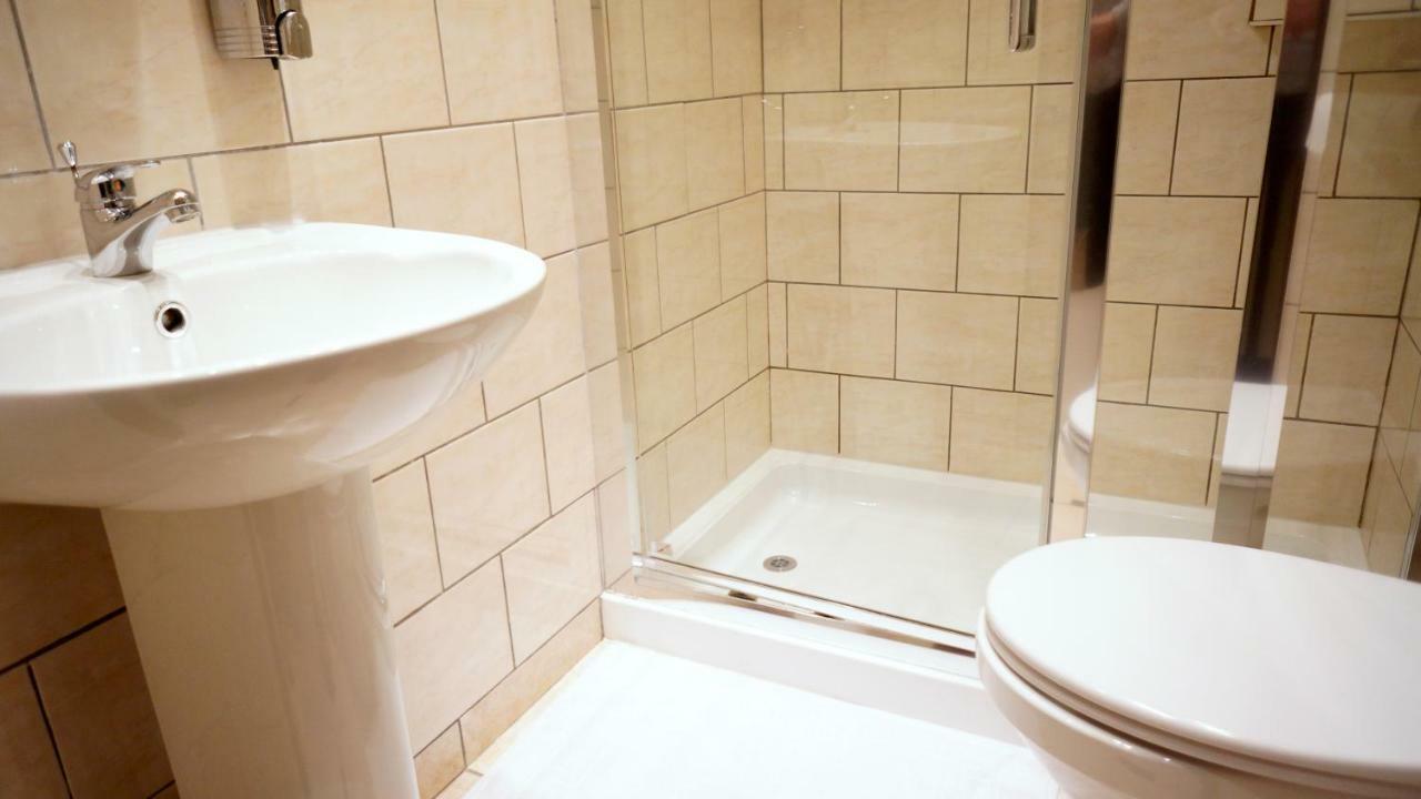Classic Double Room,60793273:JPEG