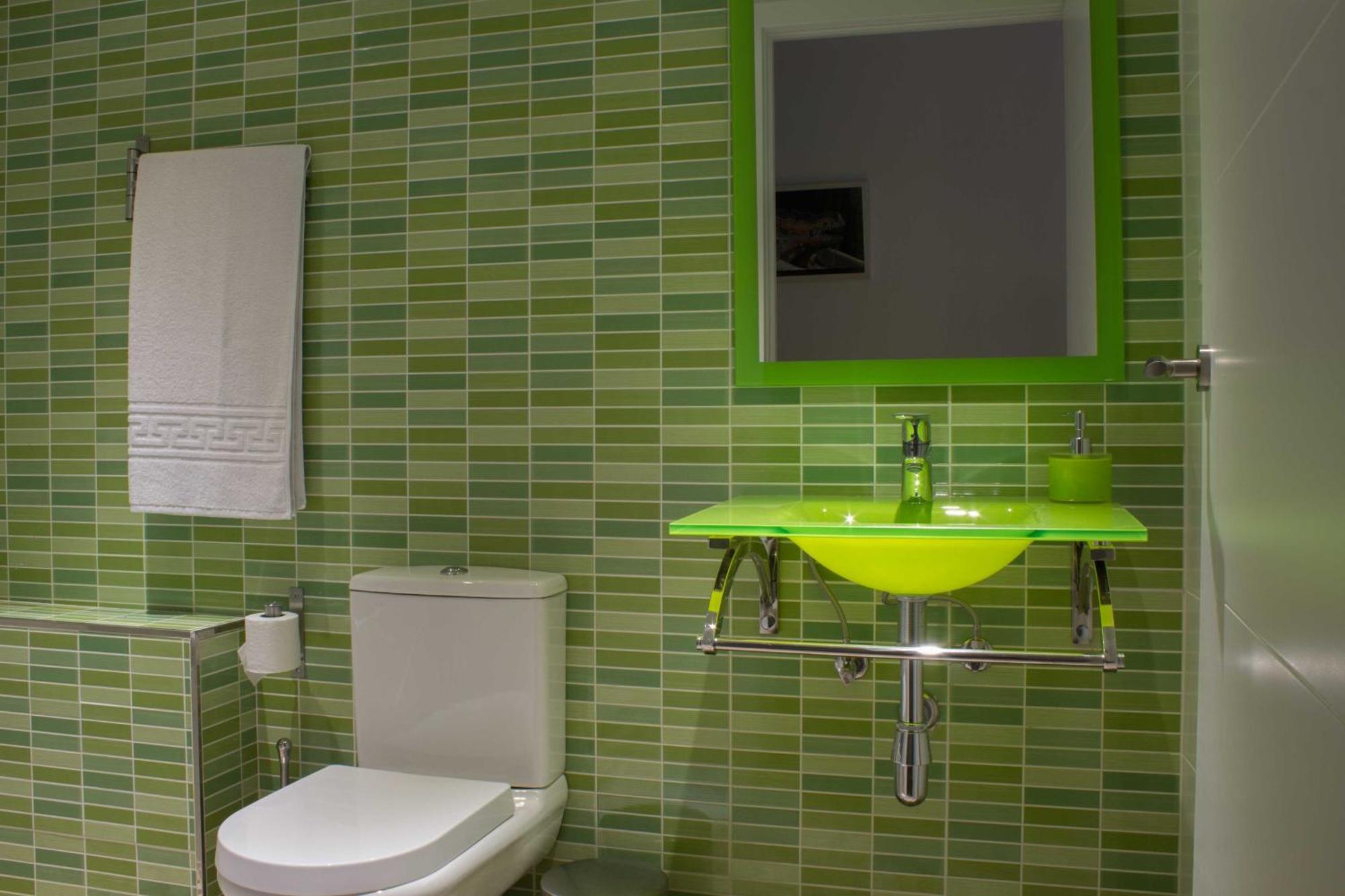 Triple Room Private Bathroom