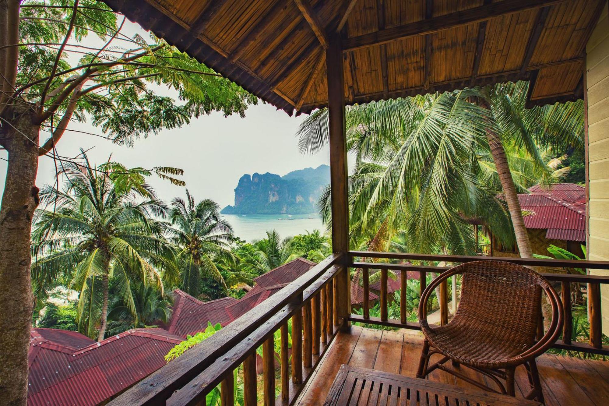 Bungalow with Sea View