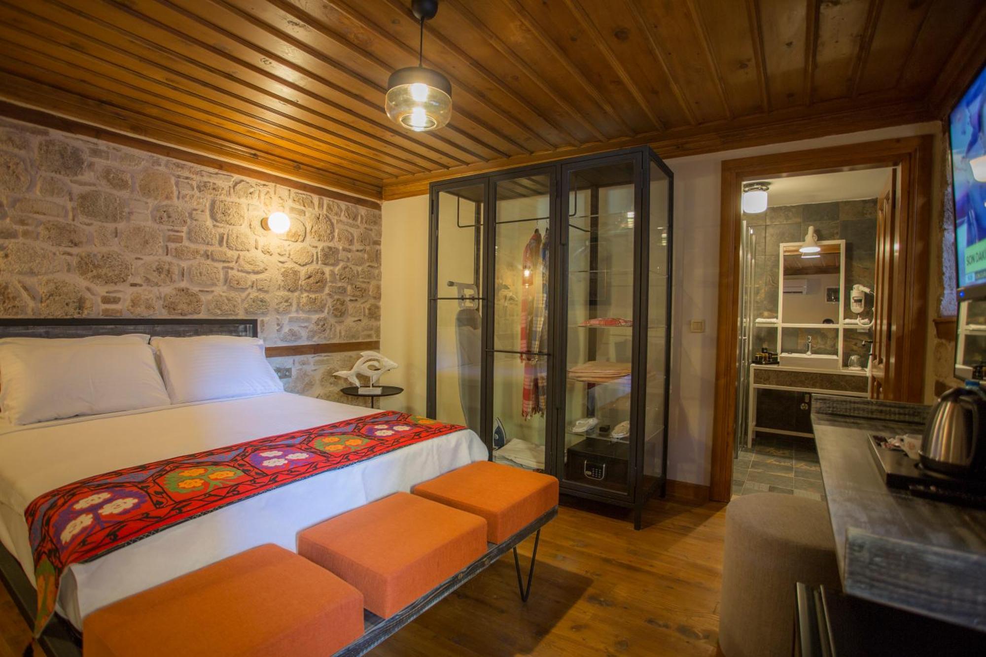 Standard Double Room,823744049:JPEG