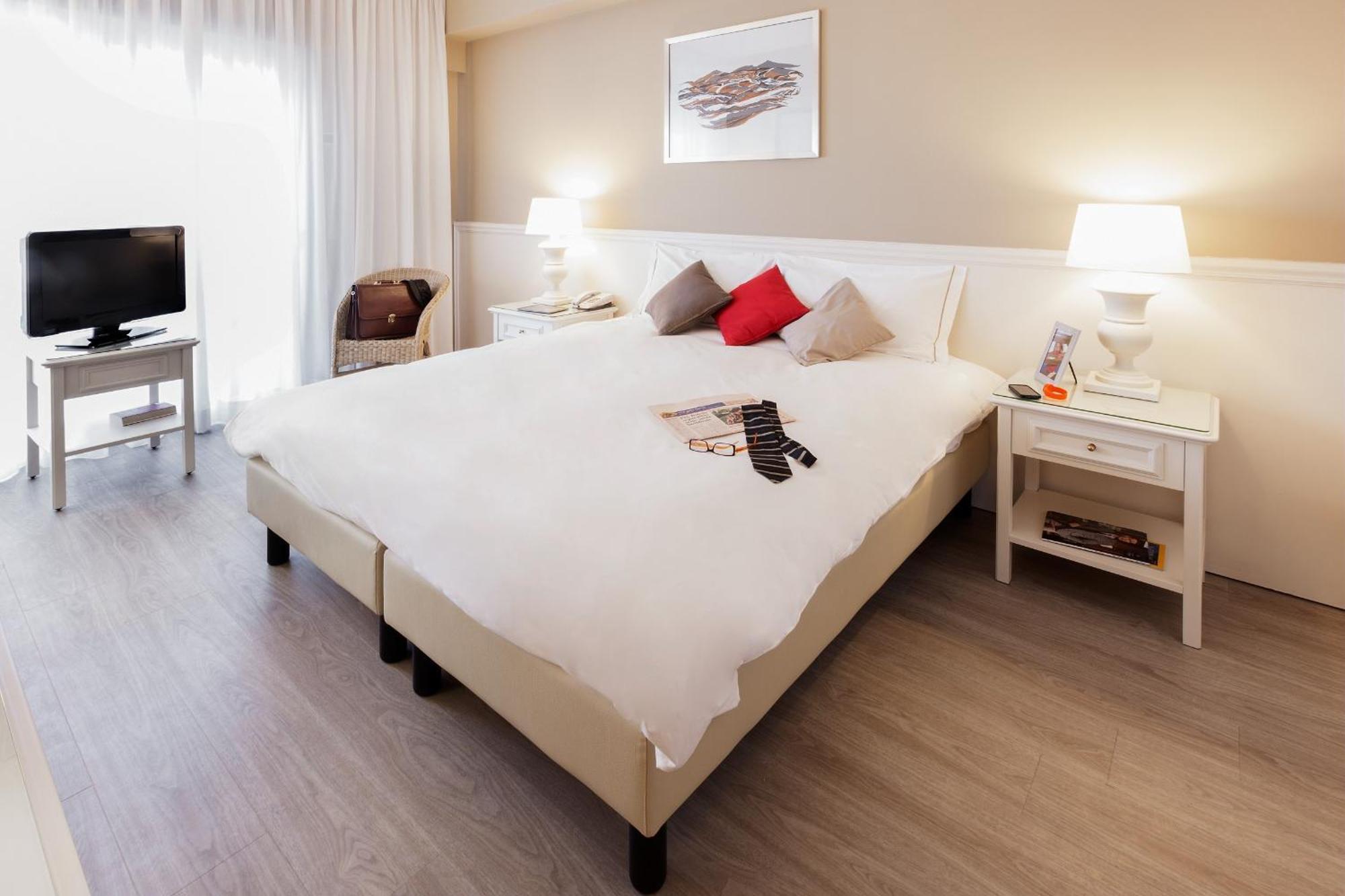 Double or Twin Room,302158608:JPEG