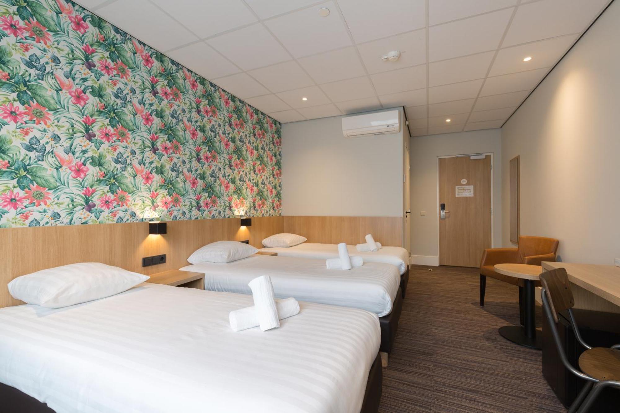 Comfort Triple Room Three Single Beds Non-Smoking