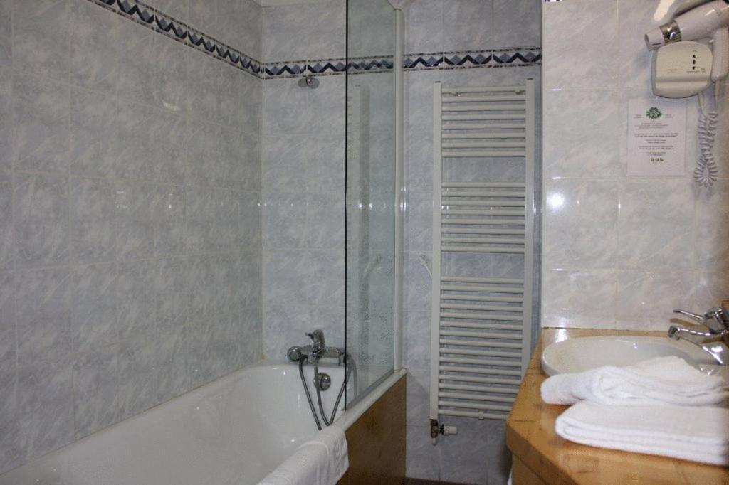 Double or Twin Room Bath South View Balcony,254611405:JPEG