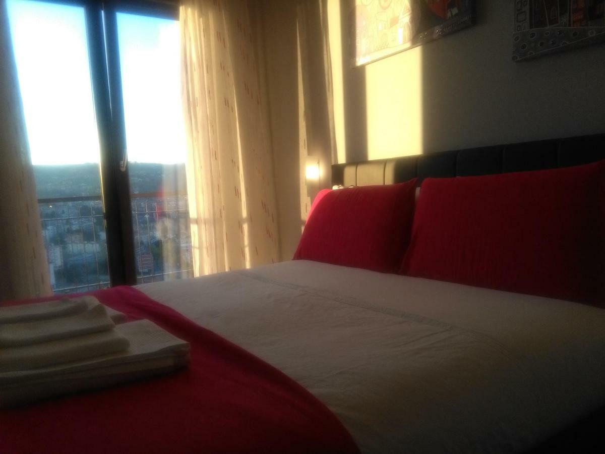 Deluxe Double or Twin Room City View