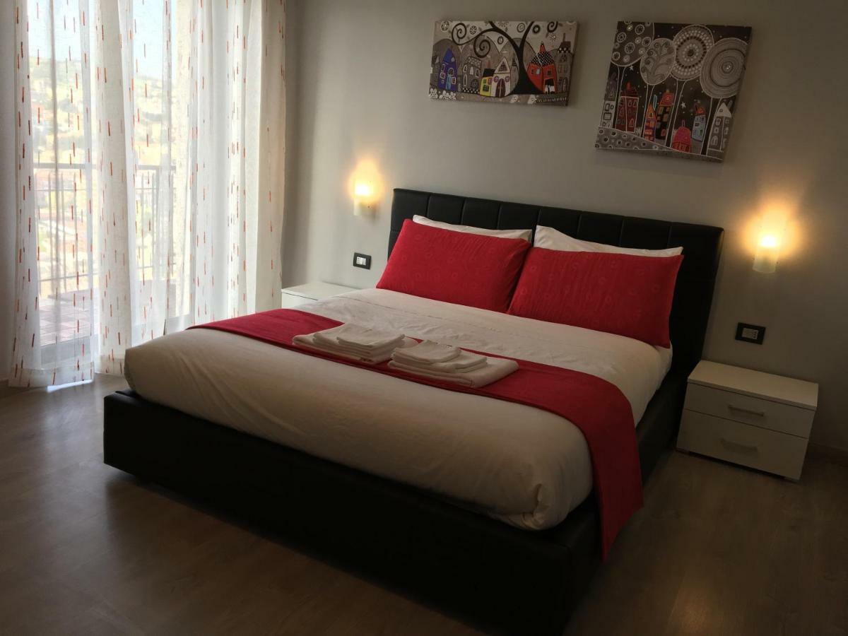 Deluxe Double or Twin Room City View